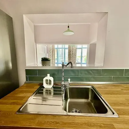 Renkli Rueyalar Apartman *