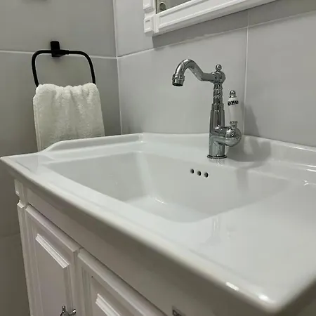 Renkli Rueyalar Apartman *