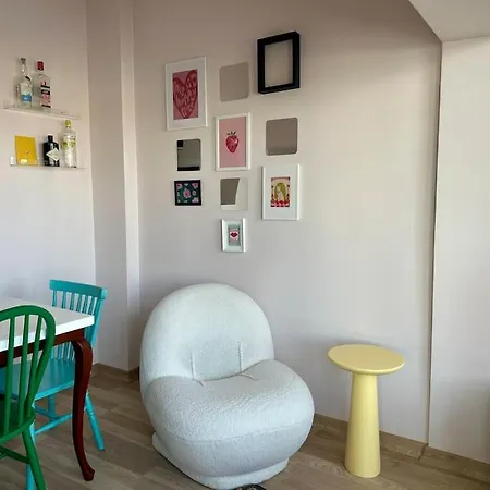 Renkli Rueyalar Apartman *